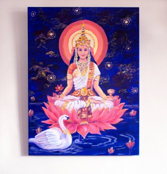 LAKSHMI AND SWAN darkened03.04.19-14